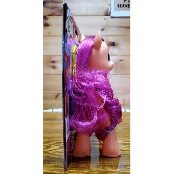 2021 Hasbro My Little Pony Mega Movie Friends 8" Sunny Starscout - Brand New - Picture 5 of 5